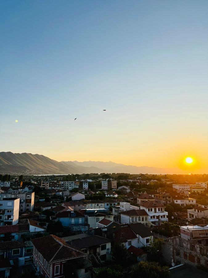 Ferienwohnung SleepIn Shkodra Exterior foto